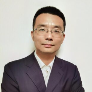 Dr. Xiong Wei headshot